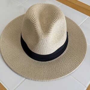 Women’s Summer Straw Fedora Hat with Wide Brim Sun Hat UPF 50+